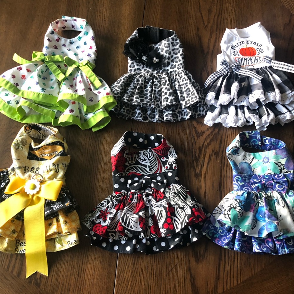 Lot of 6 (six) custom made very gently pre loved dog dresses. XXS.